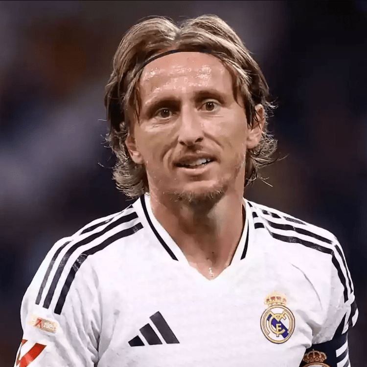 Luka Modrić - TricouriFotbaliști Shop