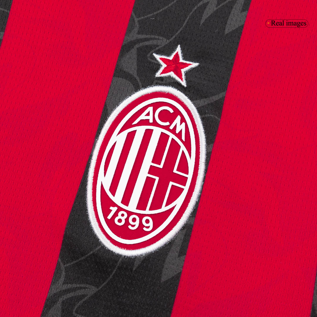 Camiseta PULISIC #11 AC Milan 2025/26 Primera Equipación - Version Hincha - Calidad premium
