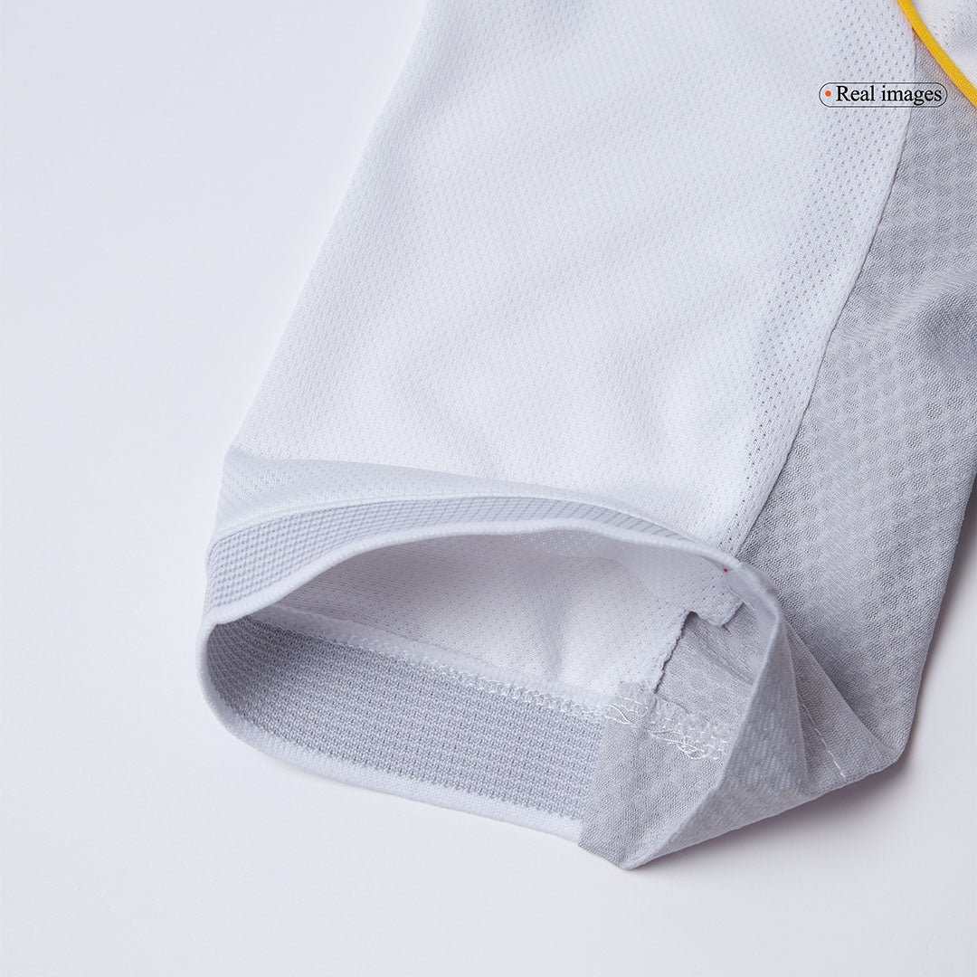 Conjunto Auténtico Real Madrid 2025/26 Primera Equipación (Camiseta + Pantalón Corto)-Camisetas Pasion Shop